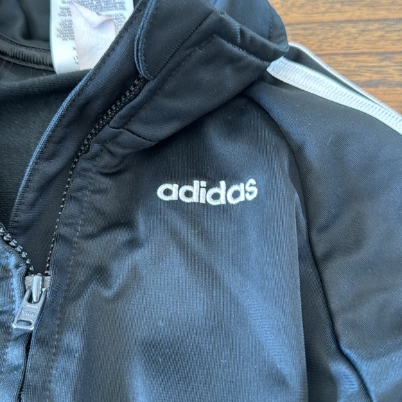 2 3T great Nike & adidas zip ups!!! - Picture 4 of 8